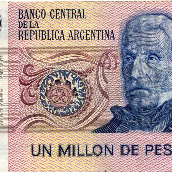 1981-1983 1000000 Pesos